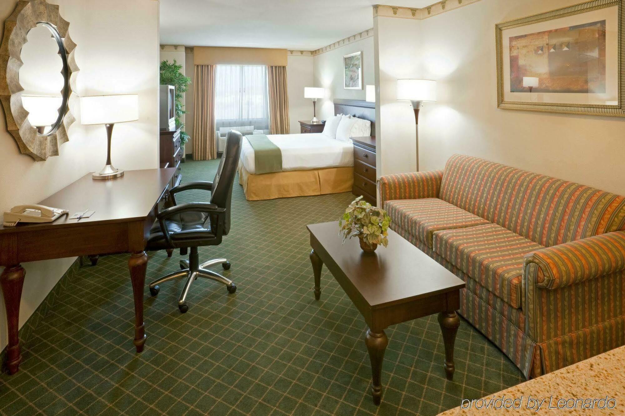 Holiday Inn Express & Suites - Pharr By Ihg מראה חיצוני תמונה